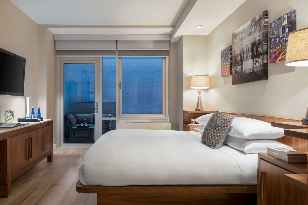 The Gotham Hotel New York Info Photos Reviews Book At Hotels Com