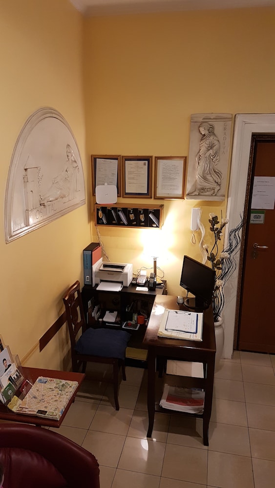 Prenota Soggiorno Comfort a Roma - Hotels.com Prenota Soggiorno Comfort a Roma - Hotels.com