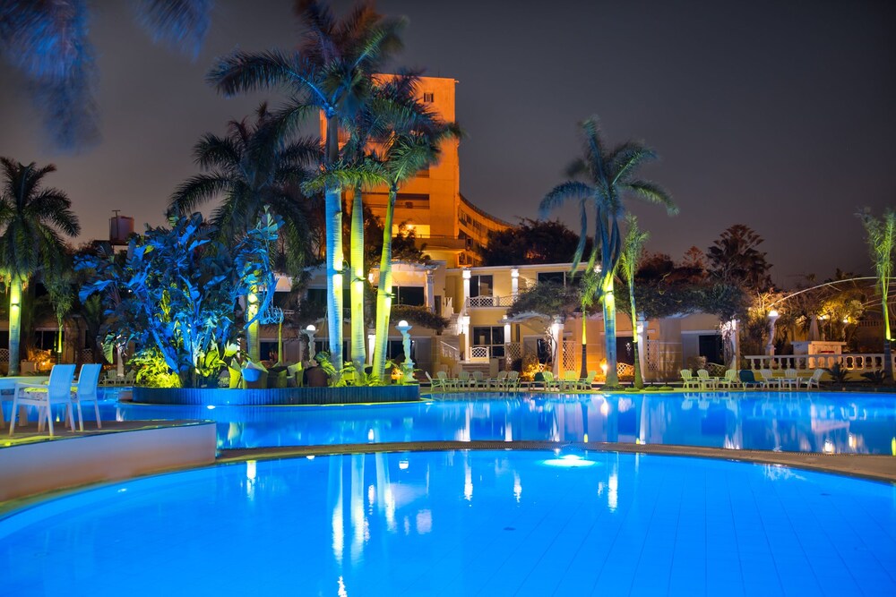 الصفحة الاساسية لتسجيل حجز في فندق