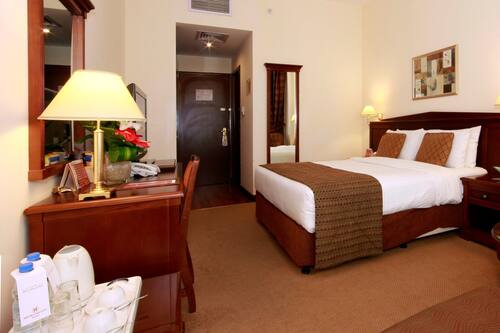 ハワード ジョンソン バール ドバイ ドバイ の宿泊予約 ホテルズドットコム ハワード ジョンソン バール ドバイ ドバイ の宿泊予約 ホテルズドットコム