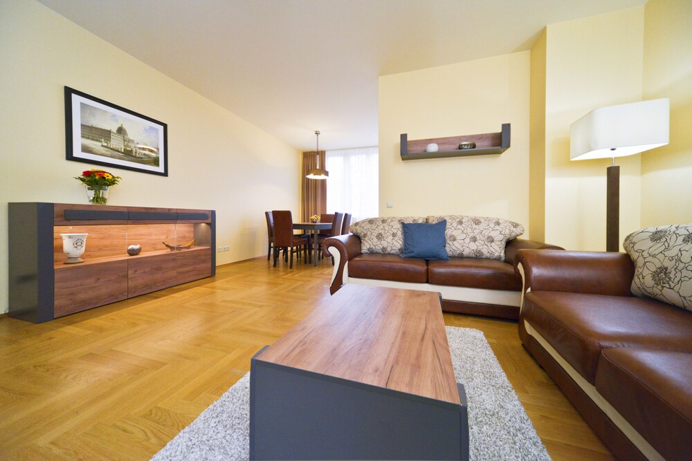 Amc Apartments Ku Damm In Berlin Hotels Com