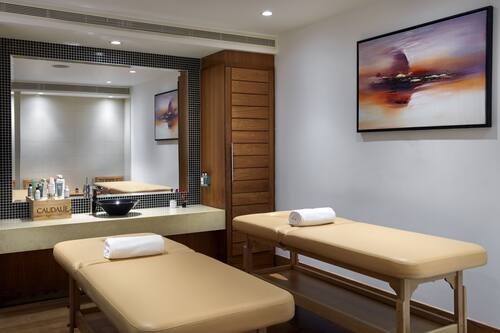 book leonardo royal london tower bridge in london hotels com