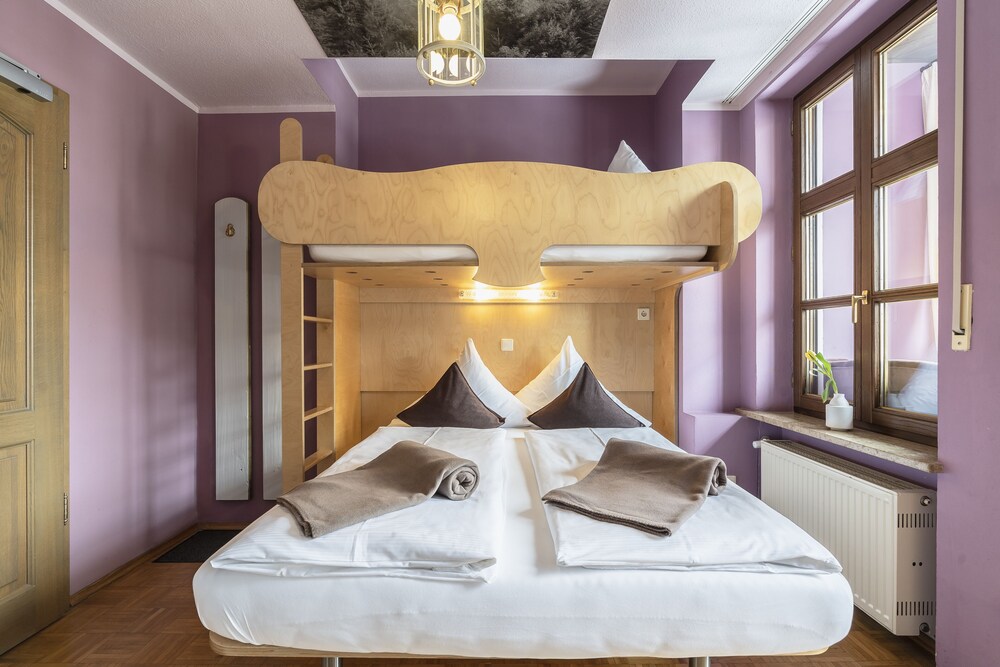 Book Villa Fantasia Budget Boutique Hotel In Fuessen Hotels Com