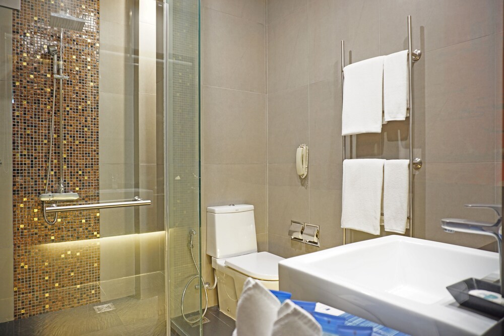 Park Plaza Bangkok Soi 18 Sha Extra Plus Bangkok Info Photos Reviews Book At Hotels Com