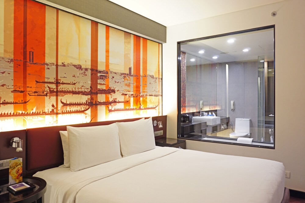 Park Plaza Bangkok Soi 18 Sha Extra Plus Bangkok Info Photos Reviews Book At Hotels Com