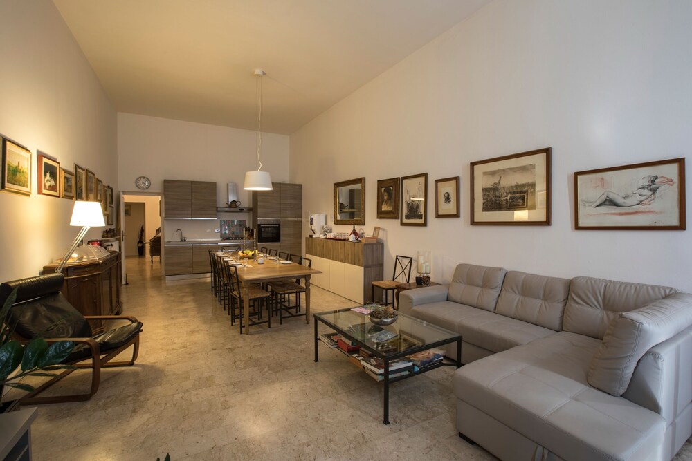 バディア フィオレンティーナ フィレンツェ の宿泊予約 ホテルズドットコム