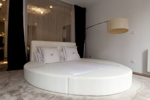 Book Ab Design Suites In Madrid Hotels Com Book Ab Design Suites In Madrid Hotels Com