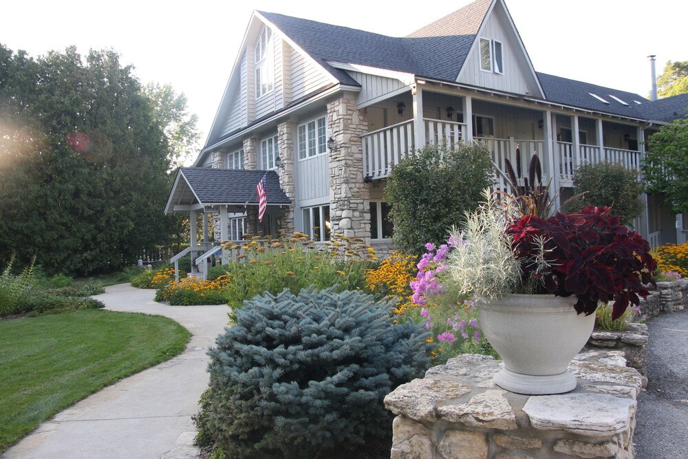 Book Country House Resort In Sister Bay Hotels Country House Resort Sister Bay