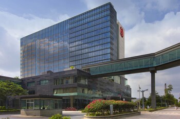 Válassza ki ezt a(z) Ötcsillagos szállodát (Bengaluru)