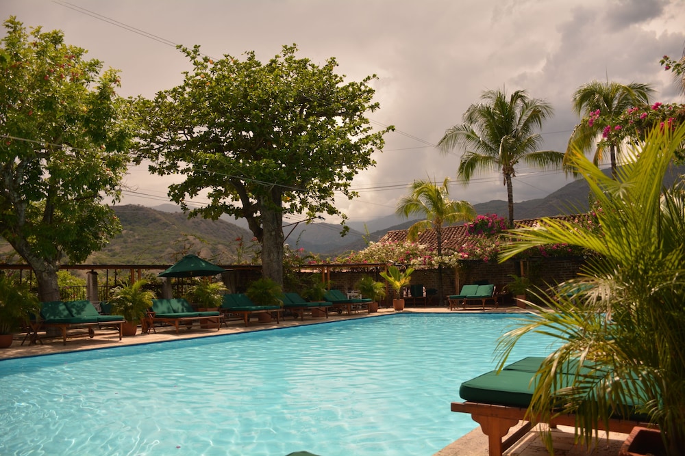 Book Hotel Mariscal Robledo In Santa Fe De Antioquia Hotels Hotel Mariscal Robledo Santa Fe De Antioquia Outdoor Pool