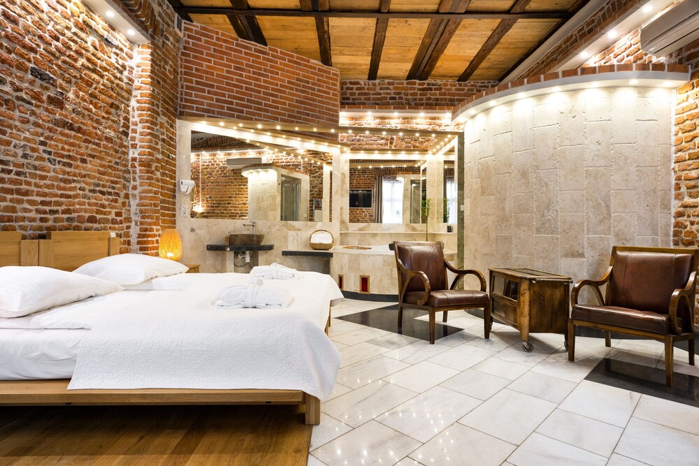 Book Aparthotel Stare Miasto in Krakow