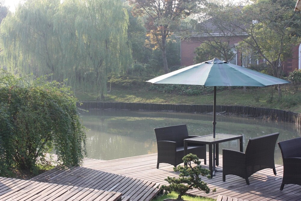 上海宝隆花园酒店