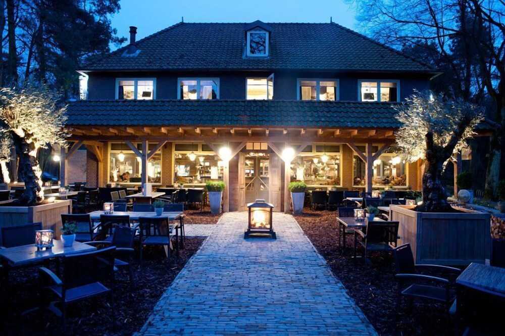 メニーア ファン アイク オイステルヴァイク の宿泊予約 ホテルズドットコム