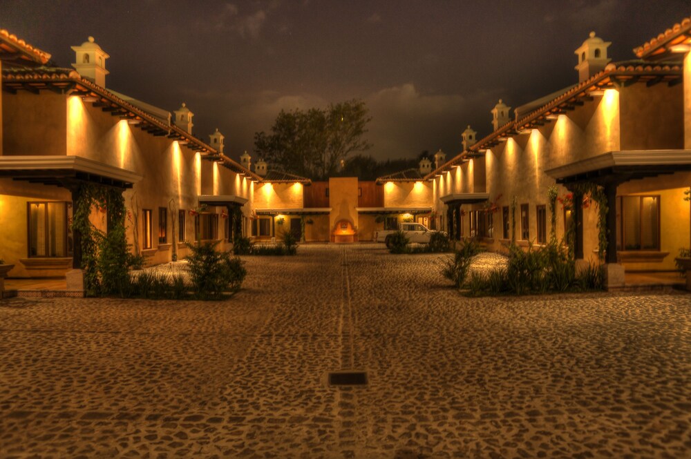 All Suite El Marques De Antigua Antigua Guatemala Guatemala Antigua Guatemala Hotel Discounts Hotelscom