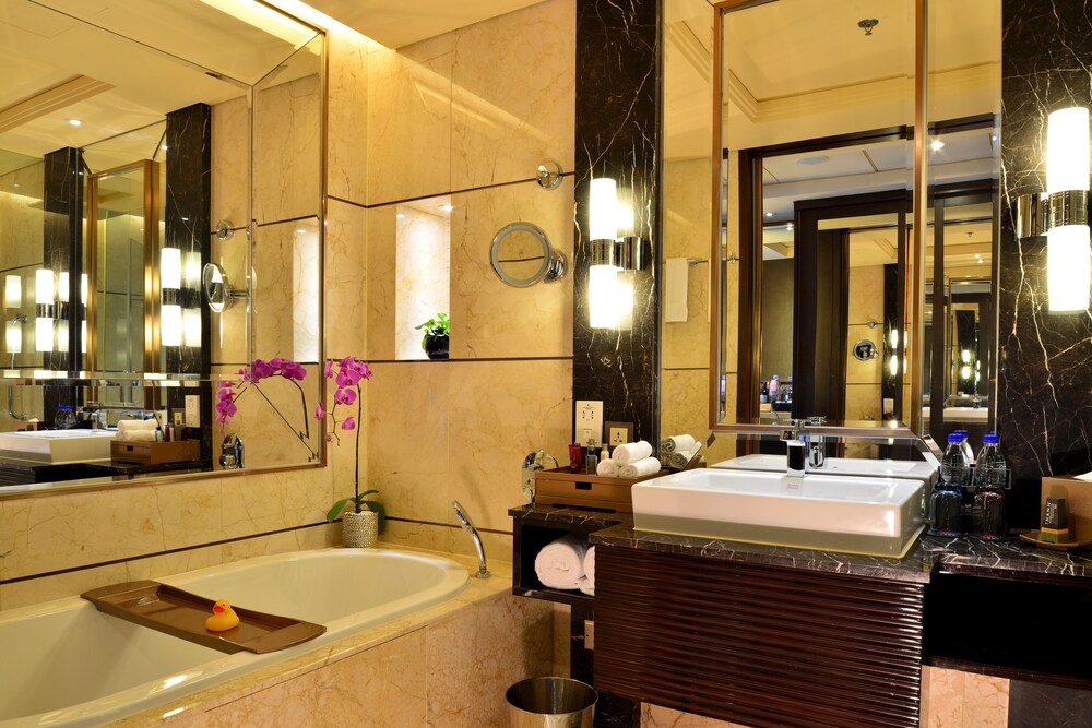 上海マリオット ホテル リバーサイド 上海绿地万豪酒店 上海 の宿泊予約 ホテルズドットコム