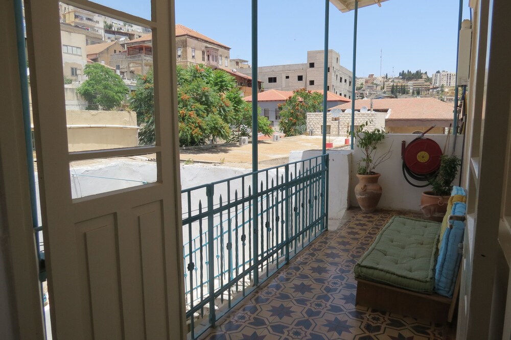 アル ムトラン ゲスト ハウス ナザレ の宿泊予約 ホテルズドットコム