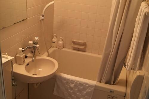 ホテル国際プラザ 那覇市 の宿泊予約 ホテルズドットコム