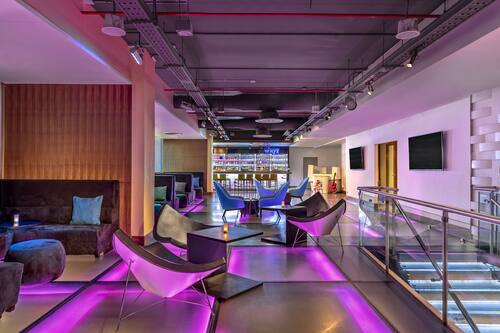 アロフト バンコク スクンビット 11 Sha Plus バンコク の宿泊予約 ホテルズドットコム アロフト バンコク スクンビット 11 Sha Plus バンコク の宿泊予約 ホテルズドットコム