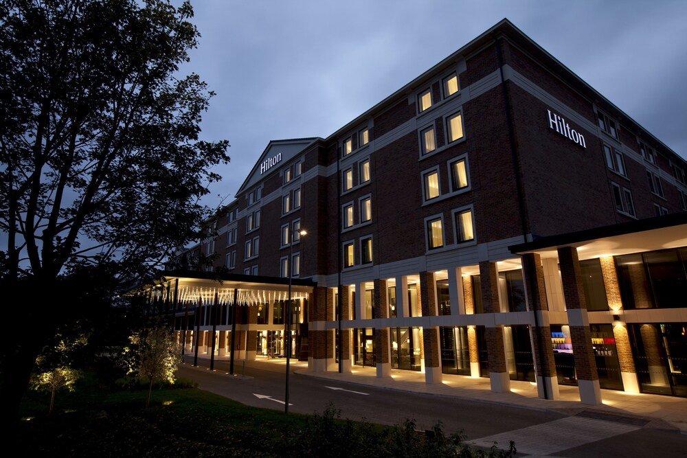 Book Hilton London Heathrow Airport Terminal 5 In Slough Hotels Hilton London Heathrow Airport Terminal 5 Slough