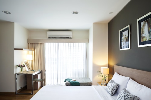 Book Viva Garden Serviced Residence In Bangkok Hotels Com Book Viva Garden Serviced Residence In Bangkok Hotels Com
