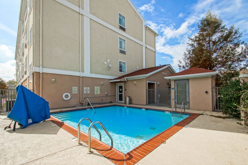 Book Siegen Inn In Baton Rouge Hotels Com