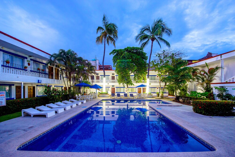 Book Hacienda De Vallarta Las Glorias In Puerto Hotels Hacienda De Vallarta Las Glorias Puerto
