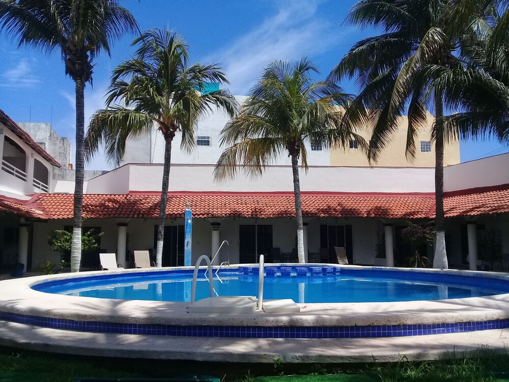 Book Hotel Plaza Almendros In Isla Hotels Hotel Plaza Almendros Isla