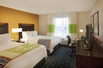 Picture of Fairfield Inn & Suites by Marriott Toronto Mississauga in Mississauga