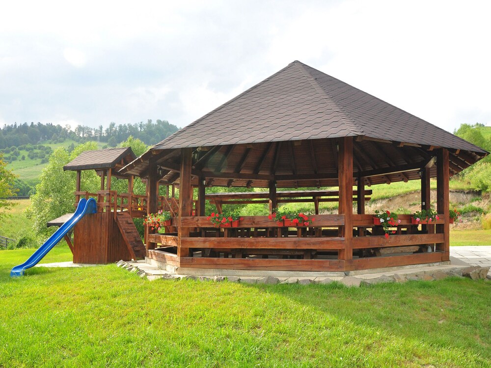 Pensiunea Casa Humor Gura Humorului Romania Gura Humorului Hotel Discounts Hotels Com