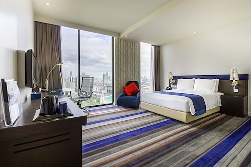 Book Holiday Inn Express Bangkok Siam In Bangkok Hotels Com Book Holiday Inn Express Bangkok Siam In Bangkok Hotels Com