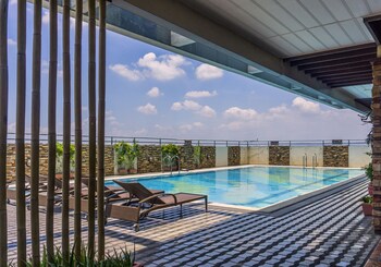 Picture of Greenhills Elan Hotel Modern in Manila