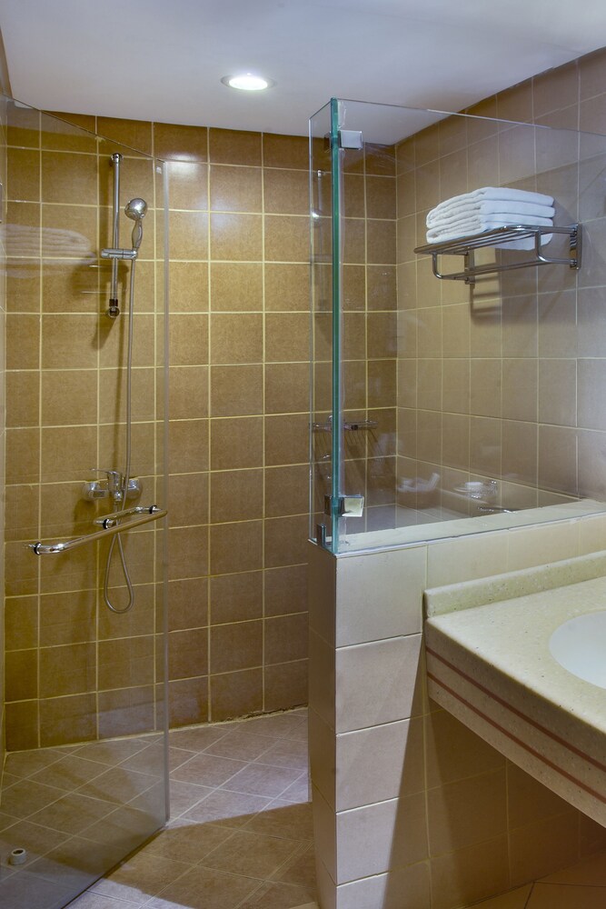 احجز فندق باب الملتزم كونكورد في مكة المكرمة قارن أسعار الفنادق في مكة المكرمة