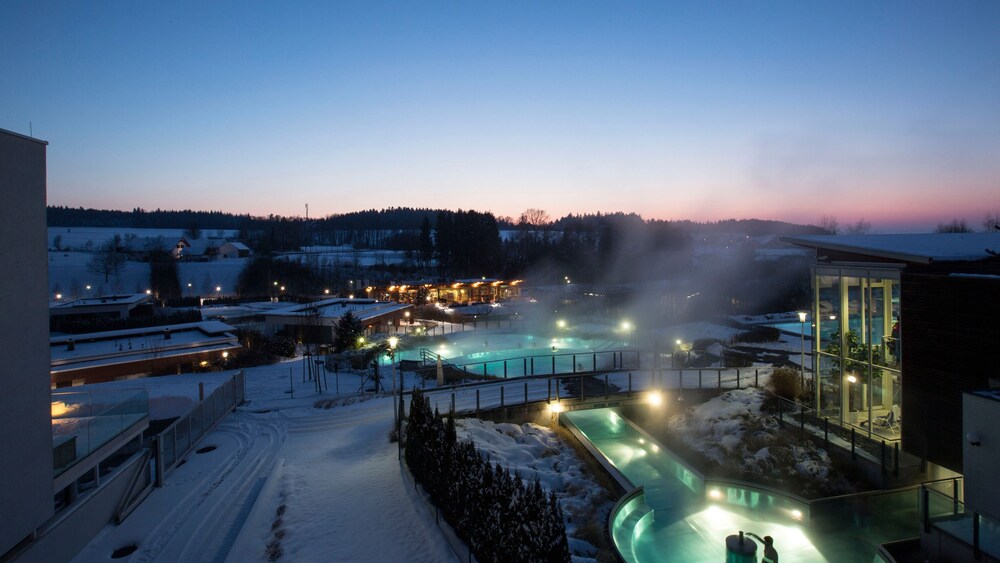 Spa Resort Therme Geinberg In Geinberg Hotels Com