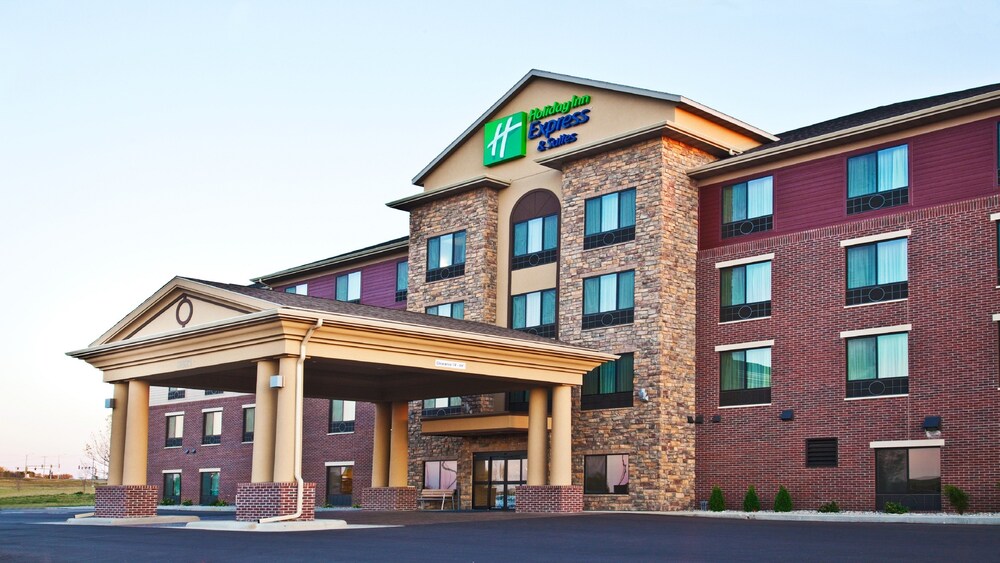sioux city hotels near i 29
