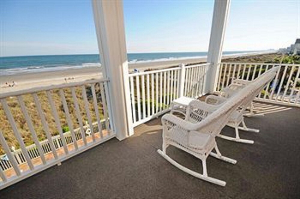 Book Units at Atlantis Villas by Elliott Beach Rentals in North Myrtle