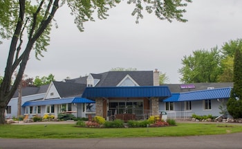 Top 10 Hotels In Sturgeon Bay Wisconsin Resorts In Sturgeon Bay