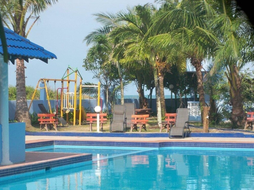 Book Sanctuary Resort In Cherating Hotels Com