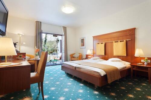 Hotel Restaurant Sonnenhof Weyerbusch Germany Weyerbusch Hotel Discounts Hotels Com