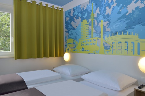 Book B B Hotel Stuttgart City In Stuttgart Hotels Com