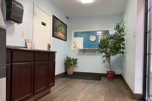 Book Red Carpet Inn In Norristown Hotels Com Book Red Carpet Inn In Norristown Hotels Com