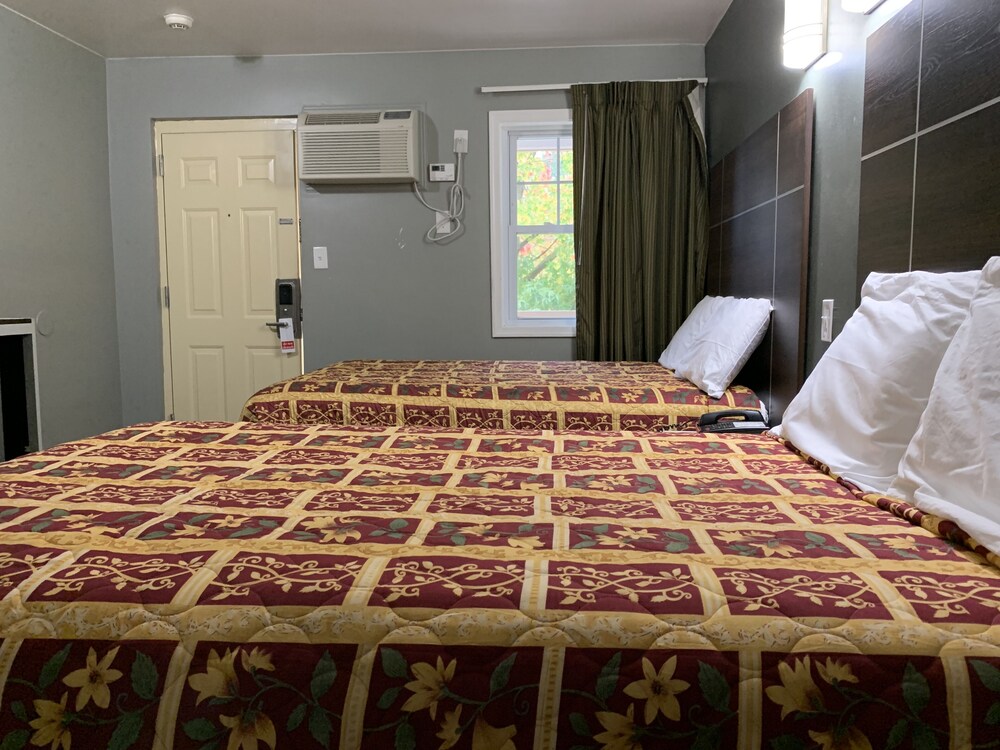 Book Red Carpet Inn In Norristown Hotels Com
