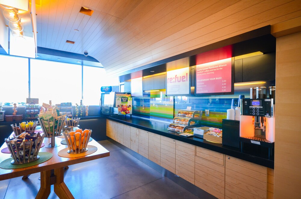 Book Aloft Vaughan Mills in Vaughan