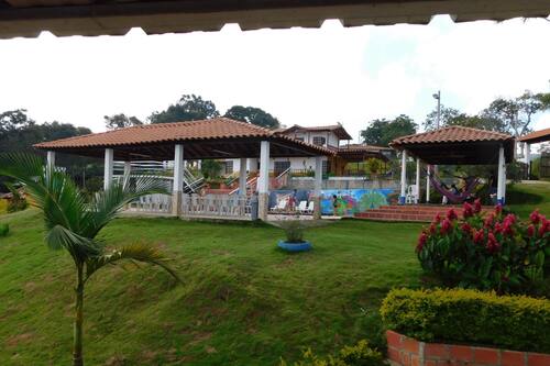 https co hoteles com ho1574663872 finca vacacional guanani el socorro colombia
