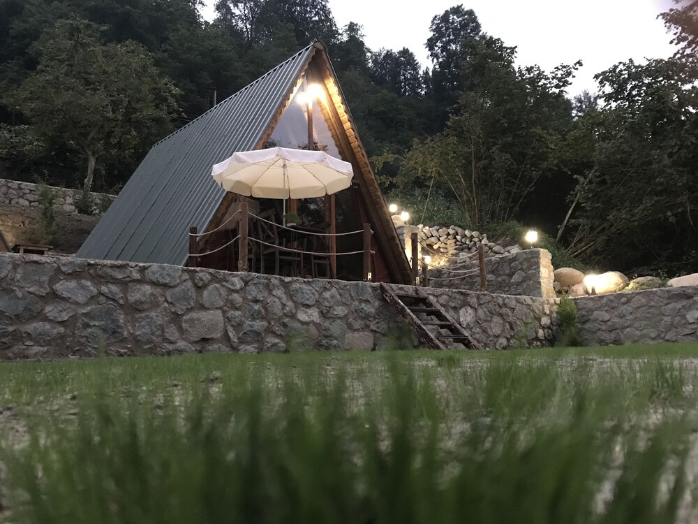 book mini lui bungalov butik otel in arhavi hotels com