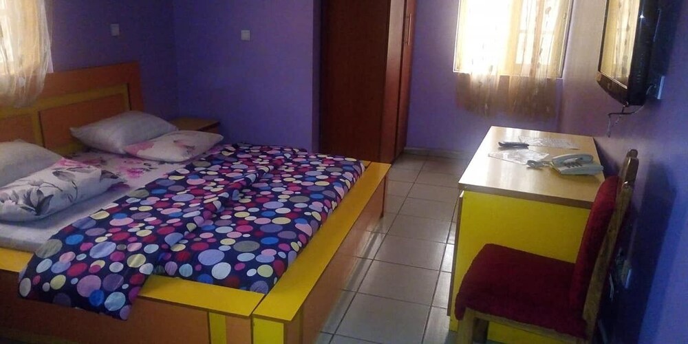 Eagle Valley Royal Hotels Ltd Jos Nigeria Jos Hotel Discounts Hotels Com