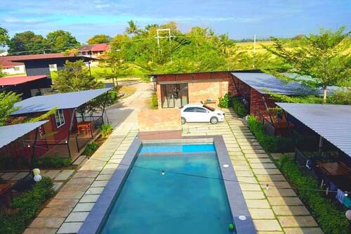 Petak Padin Cottage By The Pool Kepala Batas Hotels Com