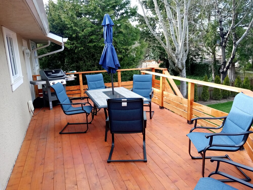 brightly lit home in victoria bc