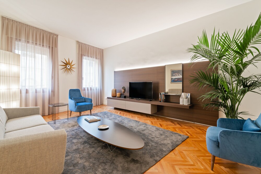 San Fermo Luxury Apartment Padova Italy Padova Hotel Discounts Hotels Com