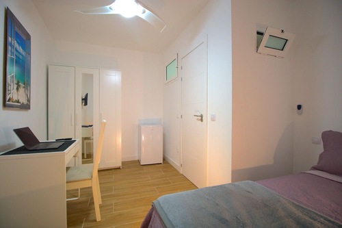 3 Private Room Smart Apartment In Las Palmas De Gran Canaria Hotels Com