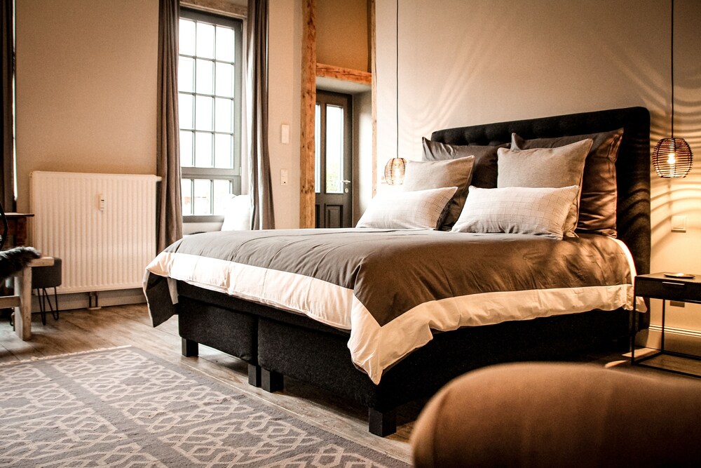 The Backyard In Trier Hotels Com